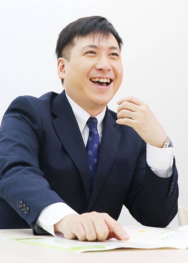 はたらくおうちスタッフ平野勝禎お仕事シーン