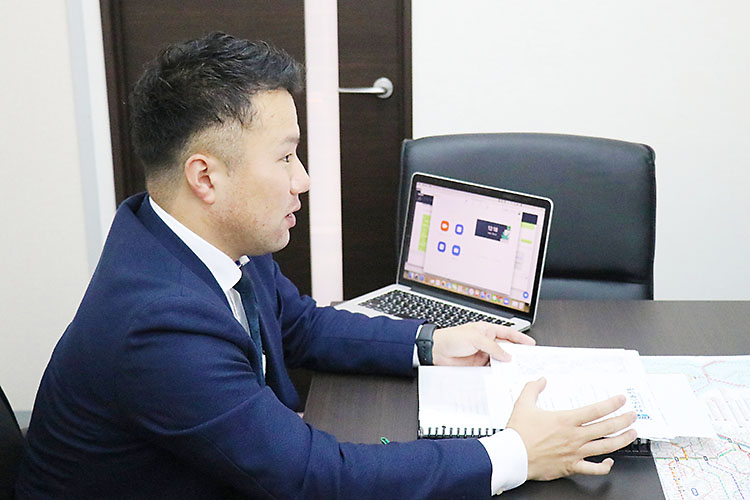 はたらくおうちスタッフ町田恵介お仕事シーン
