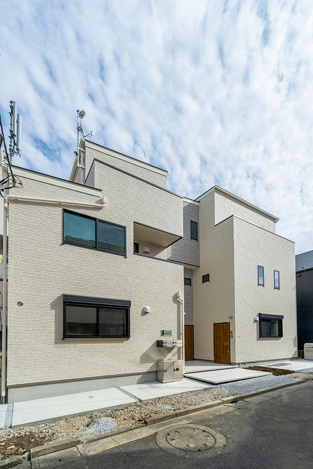 不動産投資 最初 の 一 棟 事例 O様 外観